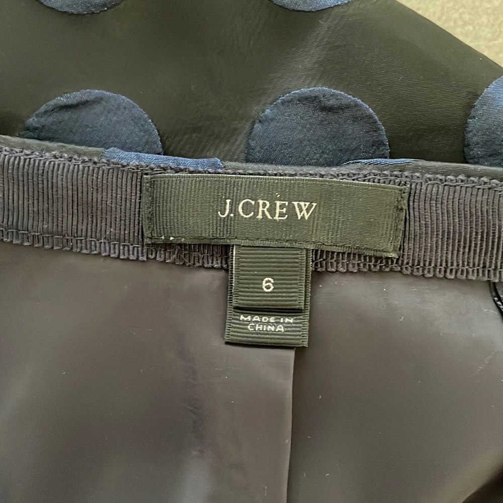 J Crew pencil skirt in dot brocade - Picture 16 of 16